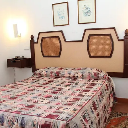 Estalagem Relogio 3* Santa Cruz (Madeira)