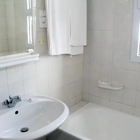 Estalagem Relogio Guest house Santa Cruz (Madeira)